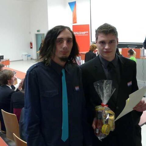 Honza Fridrich a Kuba Lajner - přebírání cen BusinessPoint 2012.