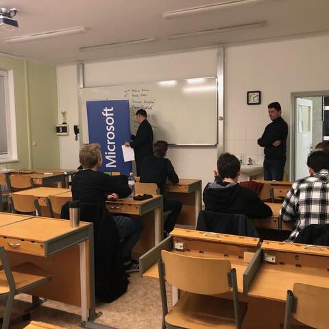 Krajský výběr do studijního programu Microsoftu Studentské trenérské centrum