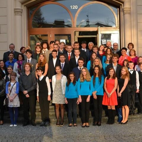 Mladý talent Pardubického kraje - skupinová fotografie všech oceněných