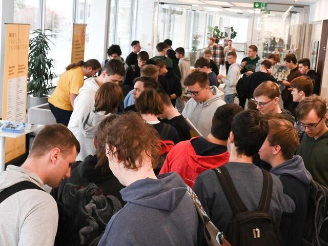 Představení IT vysokých škol pardubickým maturantům 2022