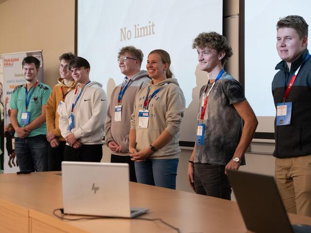 Hackathon Parádní nápad 2025: Zlato a reálné nasazení