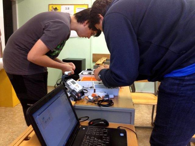 Robotika s Univerzitou Pardubice: 1. sezení