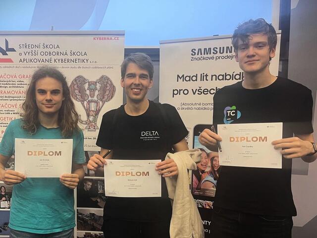 Celostátní kolo Soutěže v programování MŠMT - 3 studenti v TOP10