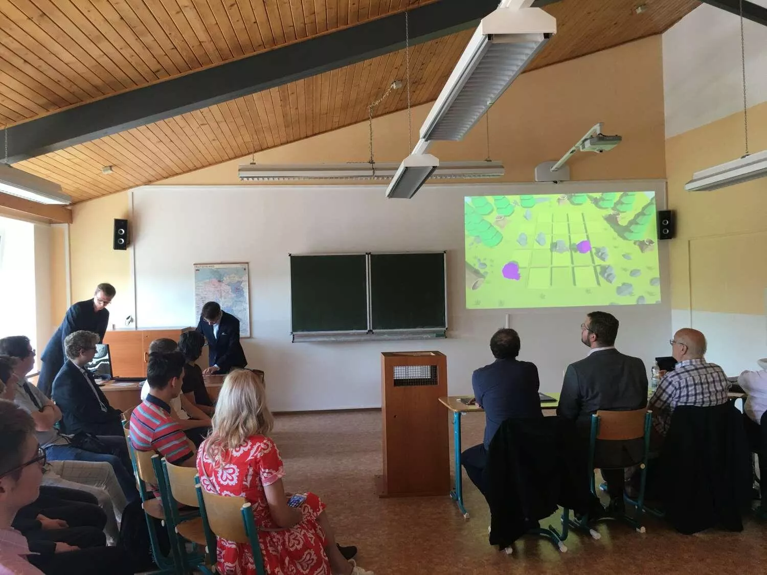 Michal s Pepou při obhajobě práce Codeventure - 44. ročník SOČ - obor Informatika