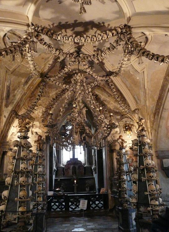 Návštěva v Kutné Hoře - kostnice